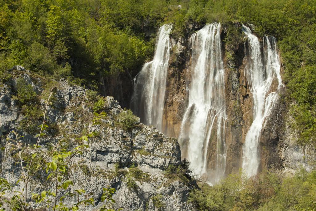 アパートメント ニア ザ レイクス Plitvička Jezera エクステリア 写真