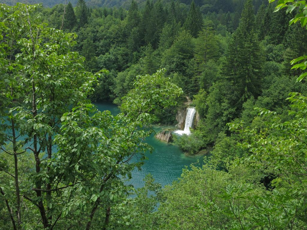 アパートメント ニア ザ レイクス Plitvička Jezera エクステリア 写真